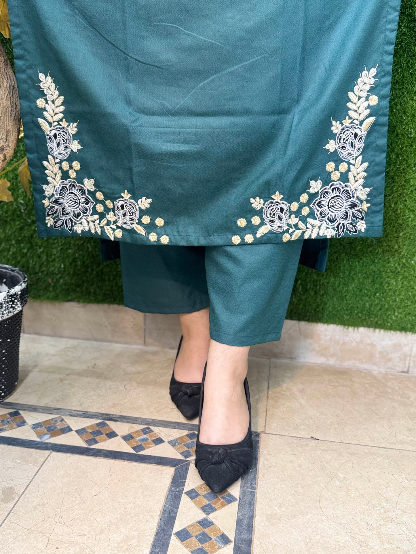 Minaar Embroidered stitched 2pcs dhanak Marina (Green 1)