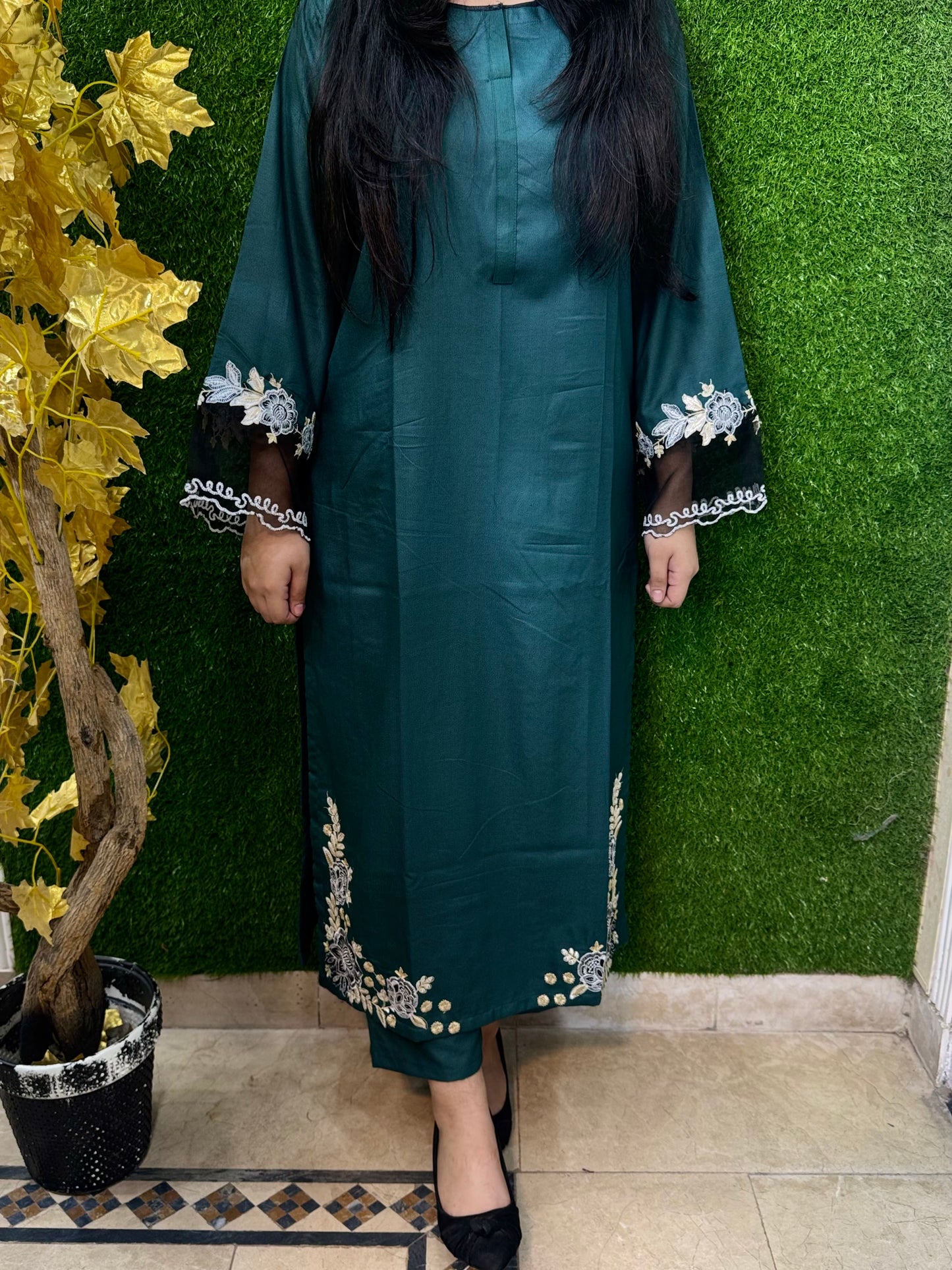 Minaar Embroidered stitched 2pcs dhanak Marina (Green 1)