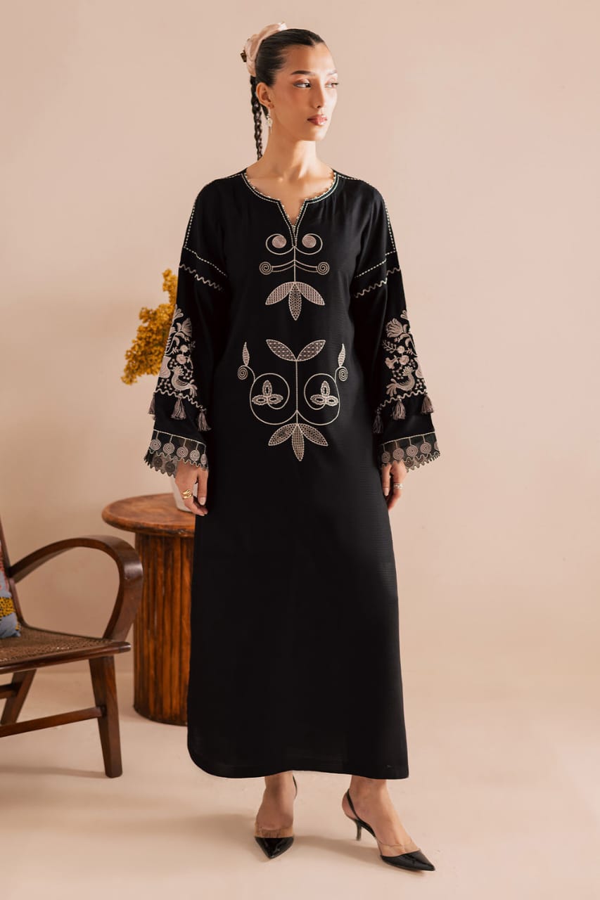 Black Dusk – Premium Embroidered article